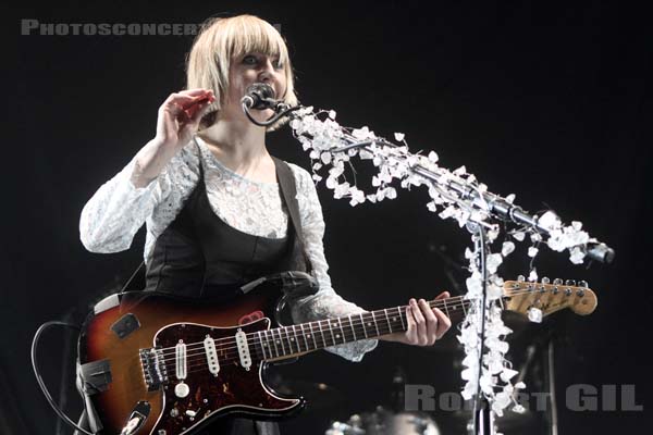 THE JOY FORMIDABLE - 2013-02-20 - PARIS - Zenith - Rhiannon Bryan